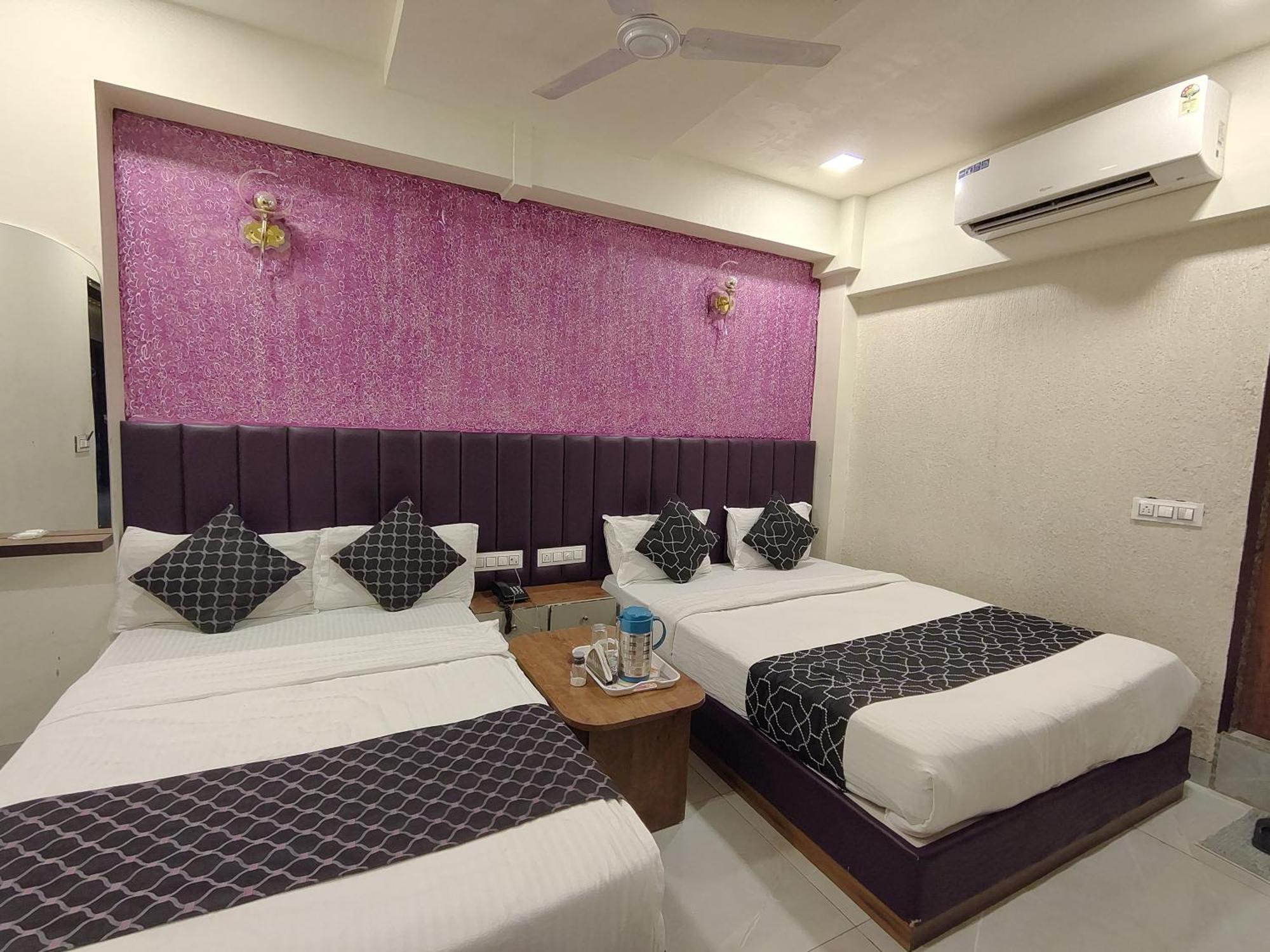 Hotel Avadh Palace, Subhash Bridge, Rto Circle, อาเมดาบัด ภายนอก รูปภาพ